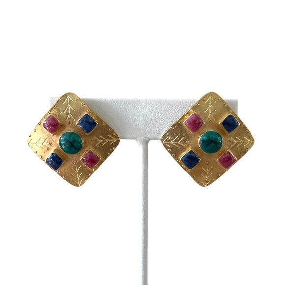 Vintage Gold Clip Earrings - Picture 1 of 7